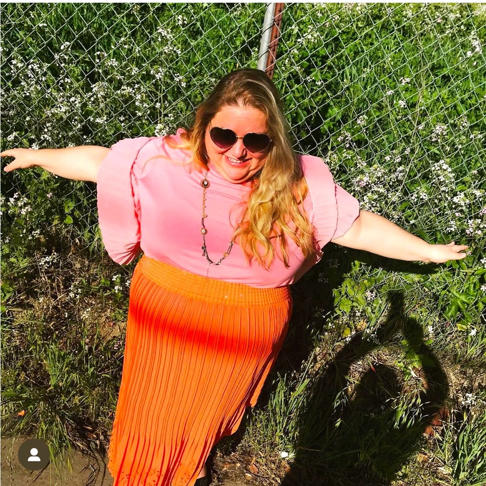 Lane Bryant pink pleated statement sleeves soft top size 22/24